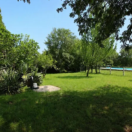 Casa de Férias Nature Et Bien-être Avec Piscine En Dordogne *
